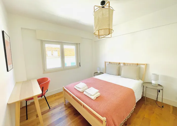 Vm - Cozy & Quiet At Campo Ourique